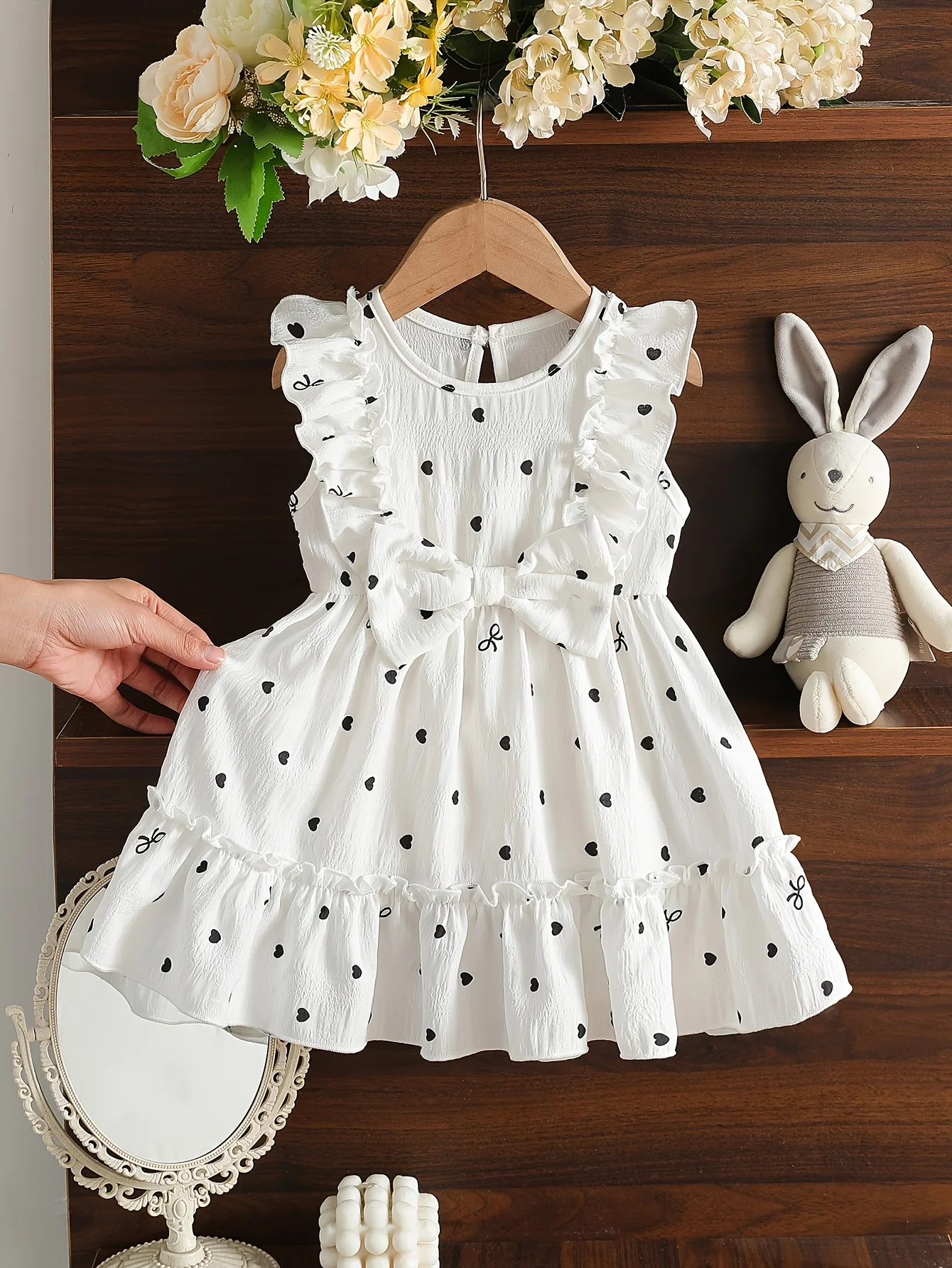 Girls' Summer Polka Dot Ruffled Sleeve Cake Dress, Sweet Princess Style, Fresh Vacation Outfit for Baby Girl, Daily, Birthday Gi